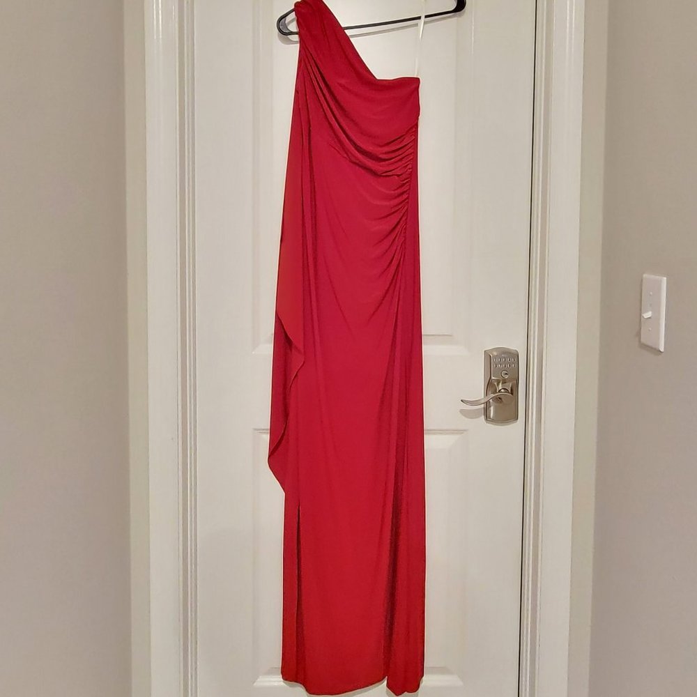 Elegant Red Gown (Betsy & Adam, Size 4)
